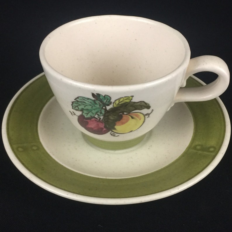 Metlox VERNON ANTIQUA Poppytrail Cup and Saucer Sets Embossed Flowers and Fruit Four 4