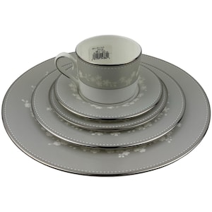 LENOX Bellina Vintage 5 Piece Place Setting Made in USA Dinner, Salad, Bread Plate, Cup and Saucer White Flowers on Gray Platinum Trim USA