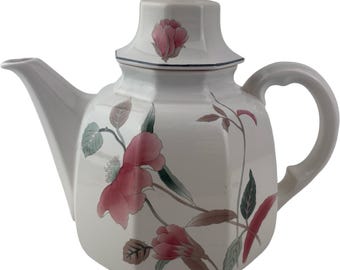Bule Mikasa Silk Flowers com Tampa, Estilo Vintage, Capacidade para 4 Xícaras, Estampa Floral Rosa Continental, Pode Ir do Forno à Mesa, Fabricado no Japão F3003