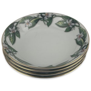 Kent China Orange Blossom Fruit Dessert Bowls Lot of 4 Vintage 5 1/4&quot; White Floral Green Leaves and Vines Gold Trim