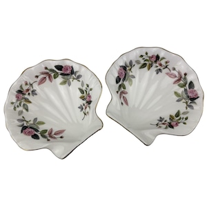 Wedgwood Hathaway Rose Trinket Candy Nut Soap Dishes Set of 2 Vintage Pink Floral Made in England