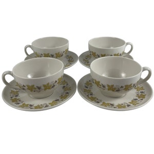 Syracuse Vintage Cups and Saucers Lot of 4 Carefree True Brown Grapes Yellow Leaves Made in USA