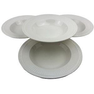 Mikasa Italian Countryside Rim Soup Bowls Set of 4 Vintage 9 1/2&quot; DD900 Cream Stoneware Ribbed