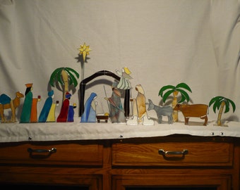 Stained Glass Nativity Set Fifteen  – 17 Pieces
