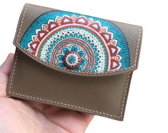 Hand-Painted Genuine Leather Wallet – Unique Mandala Design, Artisan Craftsmanship/byhalinh