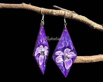 byhalinh/handmade earrings/purple flower earrings/designer earrings