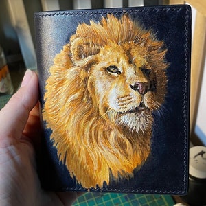 byhalinh/lion-carved leather wallet/genuine leather wallet/handmade money wallet zdjęcie 4