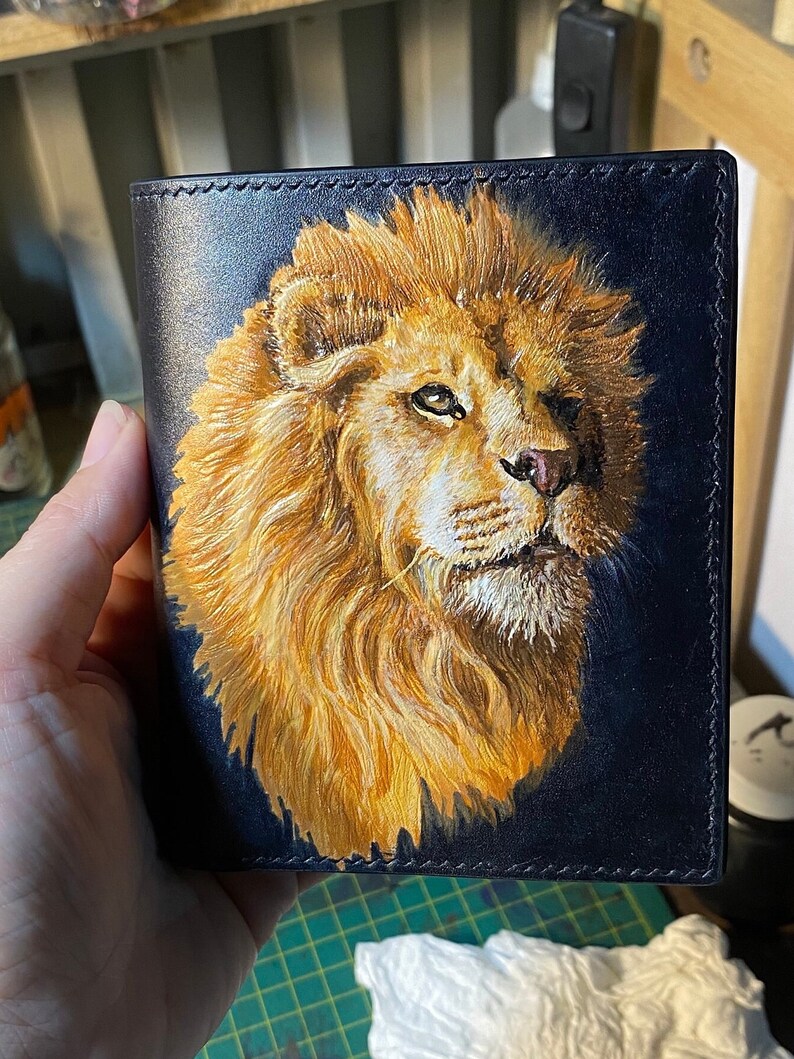 byhalinh/lion-carved leather wallet/genuine leather wallet/handmade money wallet zdjęcie 4