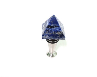 One (1) Stopper - Natural Pyramid-Shaped Stone Bottle Stopper - Self-Stand Polished Stainless Steel - Wine Stopper - Home Décor