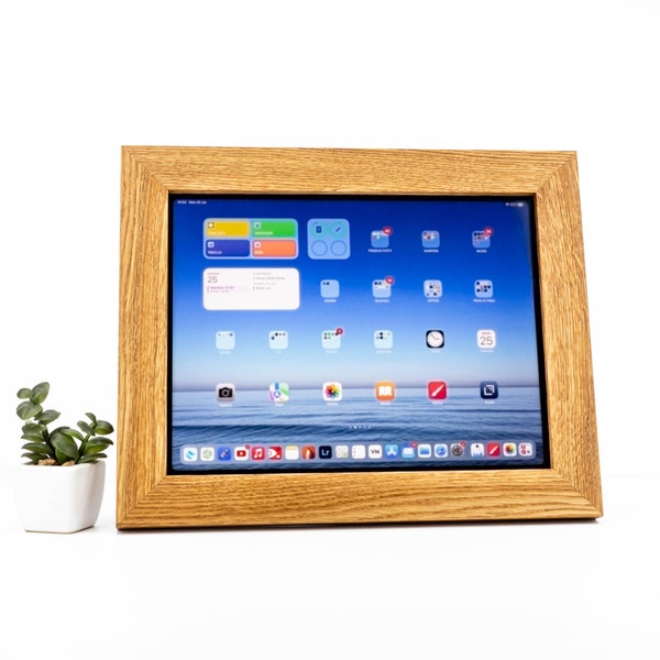 Frame for iPad, Oak Hardwood Tablet Mounting Frame, Holder for iPad Wall, Wood Tablet Stand, Planner for iPad, Tablet Display Frame,