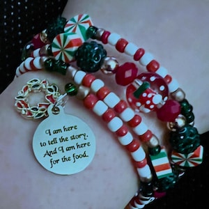 I Am Here To Tell The Story. And I Am Here For The Food - Gonzo Rizzo - The Muppet Christmas Carol Bracelet
