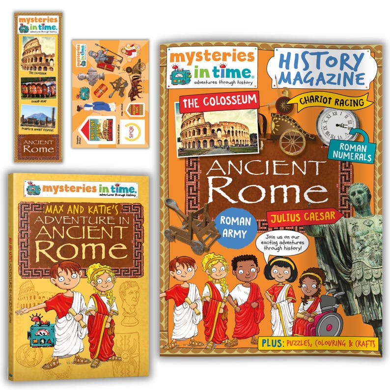 Pu&ograve; includere: Un set di materiali didattici sull'antica Roma, che comprende un libro, una rivista, un segnalibro e un foglio di adesivi. Il libro presenta un'illustrazione colorata di bambini vestiti da cittadini romani. La rivista ha un'immagine di una corsa di carri romani e il testo "History Magazine". Il segnalibro ha un'immagine del Colosseo e il testo "Mysteries in Time". Il foglio di adesivi contiene immagini di soldati romani, carri e altri oggetti romani.