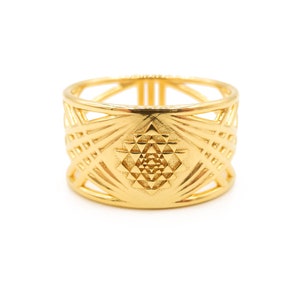 Sri Yantra Ring - Sacred Geometry Mandala - Sacred Geometry Ring - Golden Ratio ring, Gold ring - Indian ring, Indian jewelry, Hindu jewelry