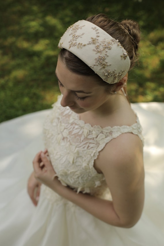 Gold Lace Bridal Headband, Wedding Headpiece, Lace Beaded  display picture 2