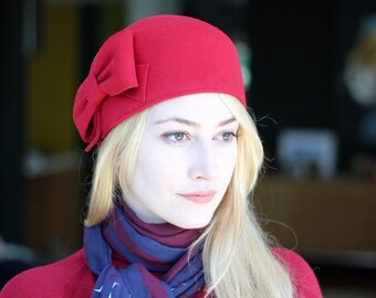 Red Winter Felt Millinery Hat, Dark Red Hat With Bow, Felt Woman Hat, Vintage Style Hat, Retro Hat, Flapper Hat, Downton Abbey Hat