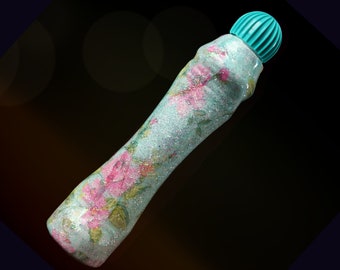 Bling bingo dauber. Bling bingo gifts. Glitter bingo dauber. Customized bingo dauber. Personalized bling bingo daubers. Bling bingo marker