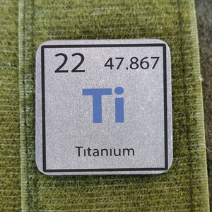 Parche militar de titanio personalizado con elemento Ti, parche táctico personalizado del Cuerpo de Marines, Ejército y Fuerza Aérea, resistente a la oxidación y resistente.