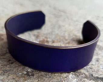 Custom Titanium Cuff Bracelet: Hypoallergenic Anodized Design