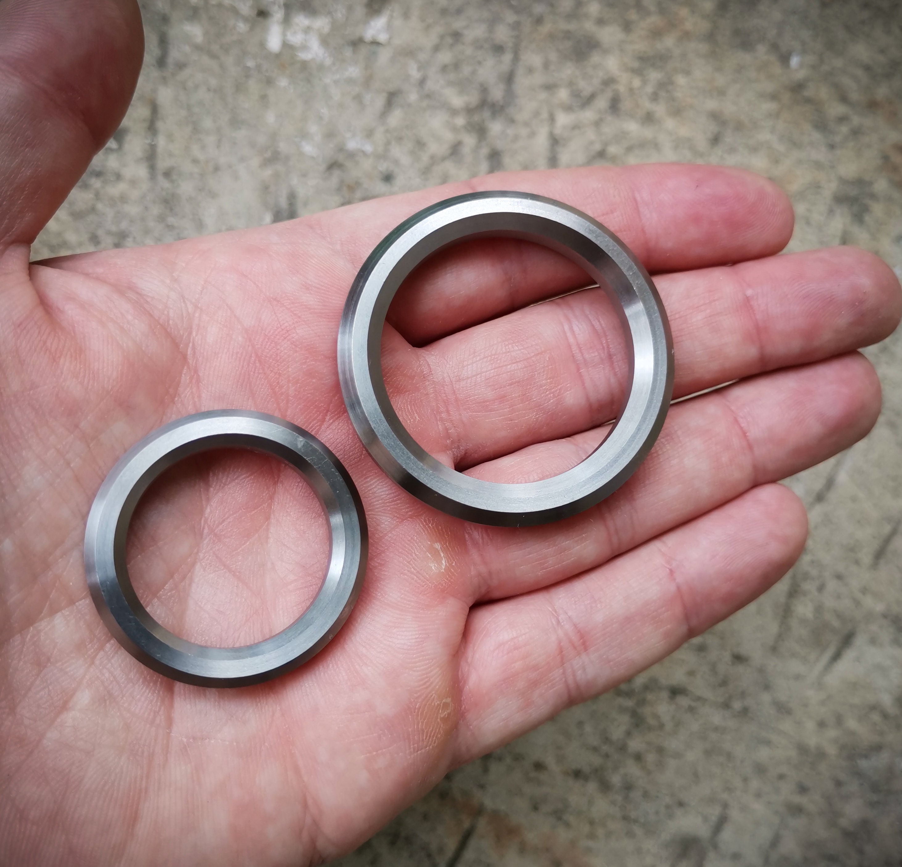 Simple Titanium Alloy Keychain, Titanium Ring Keychain Keys