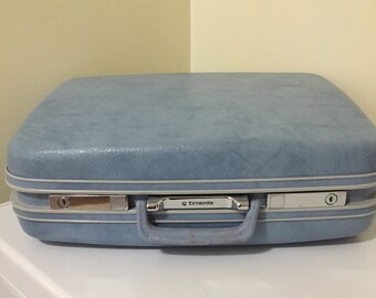 samsonite toiletry hard case