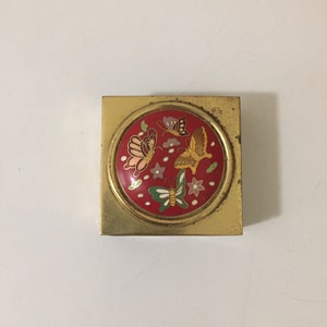 Vintage brass box, brass trinket box, brass butterfly box, small brass box, jewelry box, enamel box, enamel butterflies