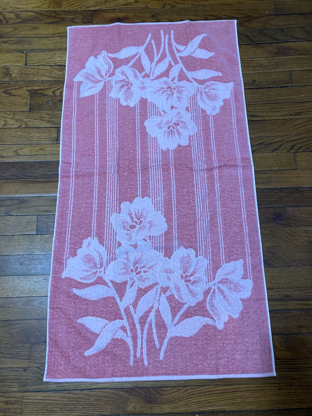 Vintage Pink Bath Towel Flower Pattern Towel Cannon Bath Etsy