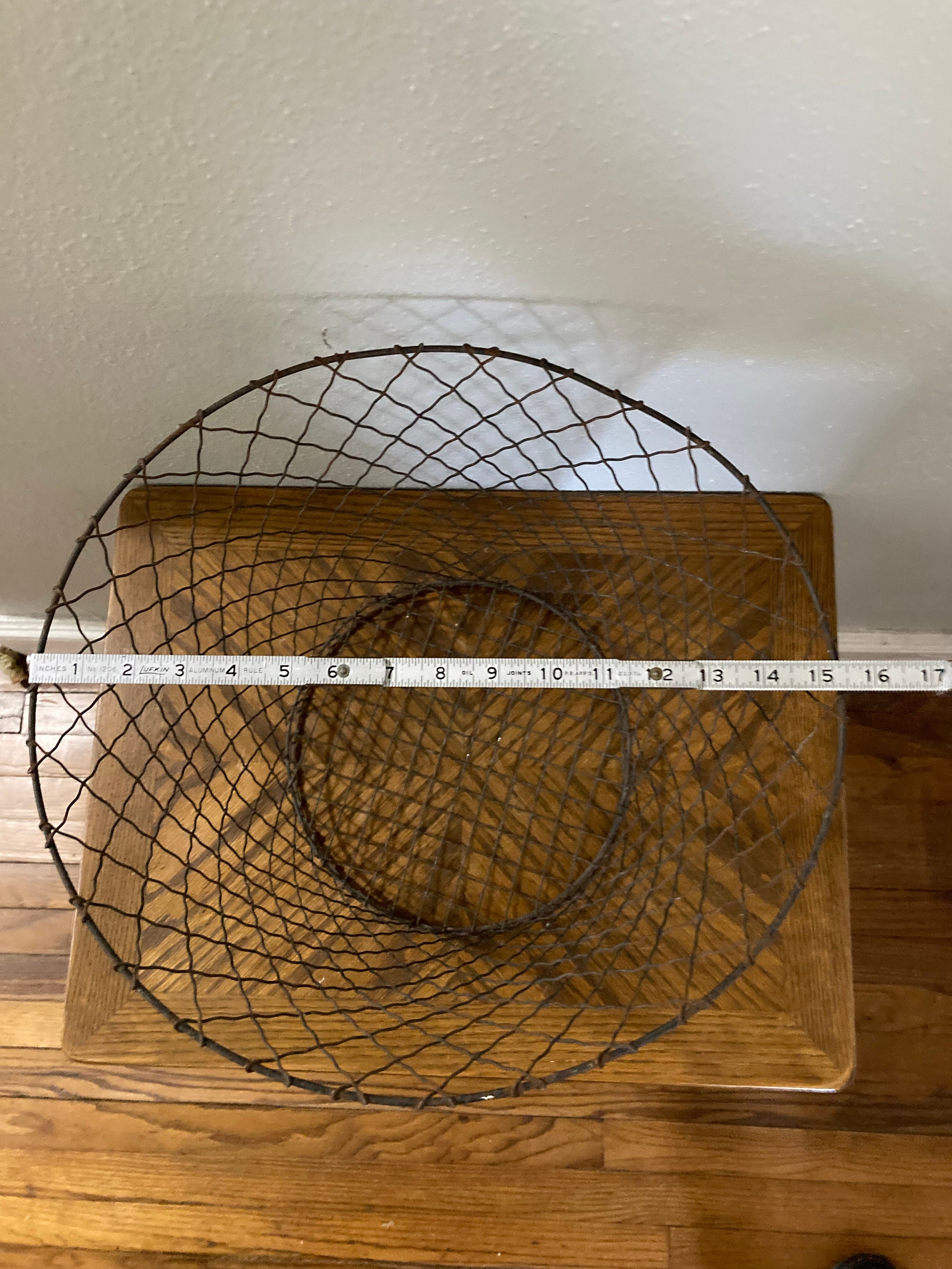 Vintage Rustic Wire Basket: Round Wastepaper Bin - Etsy
