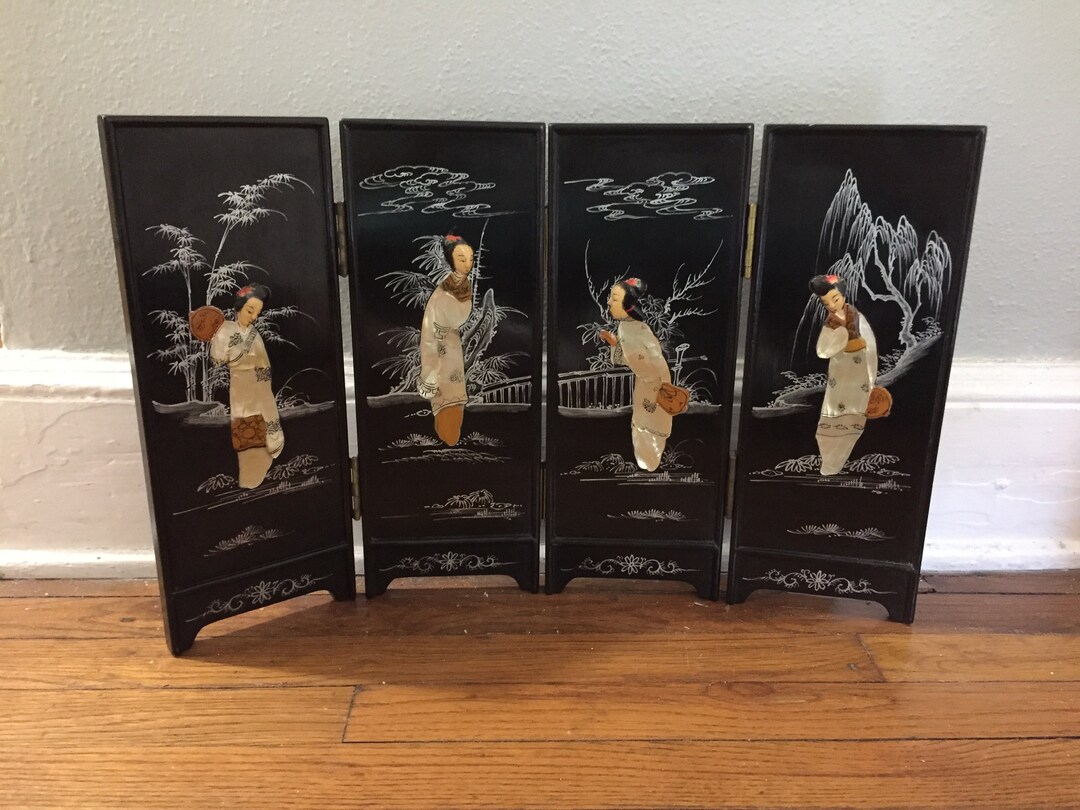 Asian Tabletop Screen, Black Lacquer, Wooden Screen, Small Asian Panels