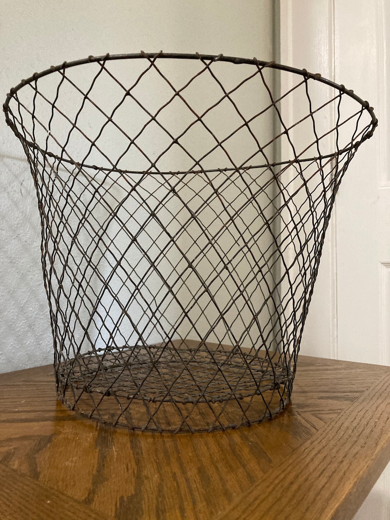 Vintage Rustic Wire Basket: Round Wastepaper Bin - Etsy