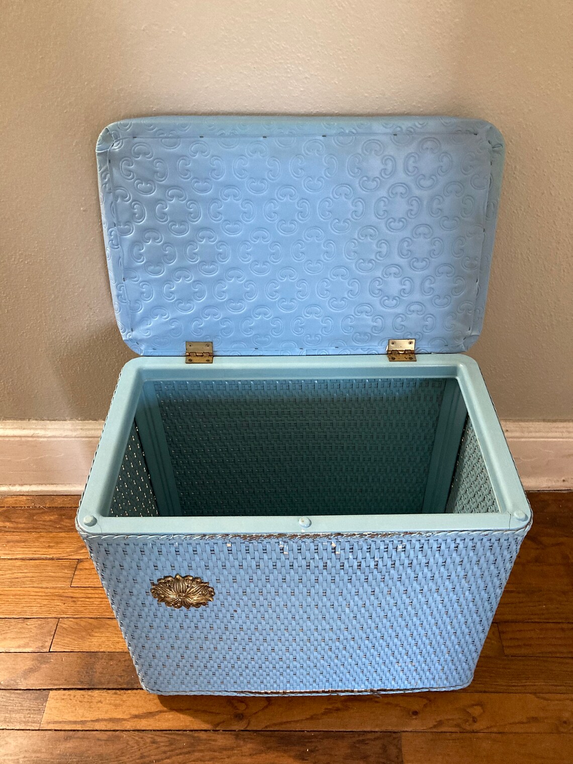 Blue Wicker Hamper Vintage Hamper Clothes Hamper Laundry Etsy
