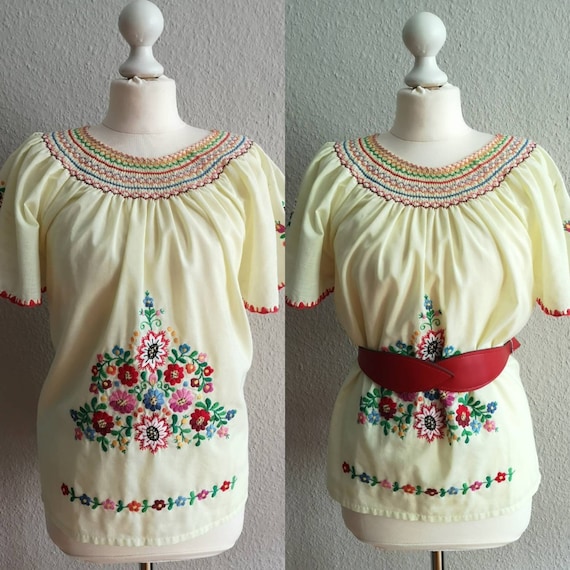 Vintage 30s style Hungarian folk embroidered peasa