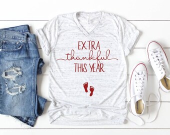 extra thankful this year shirt, pregnancy announcement shirt, does this shirt make me look pregnant, Pregnancy reveal, baby announcement