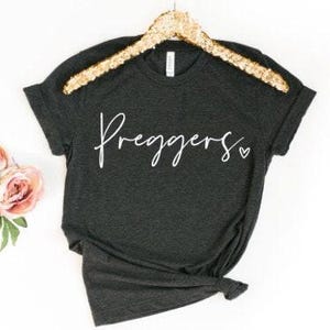 Preggers shirt, Pregnancy Announcement Shirt, Does this shirt make me look pregnant, pregnant shirt, baby announcement shirt, maternity