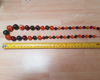 vintage Halloween colours pumpkin autumnal colours plastic beaded necklace spooky 1960s pieces
