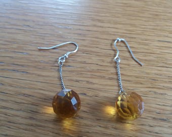 Vintage Amber Plastic Crystal Dangle Earrings - Baltic Kitsch Boho Autumn Nights - Kitsch Chic