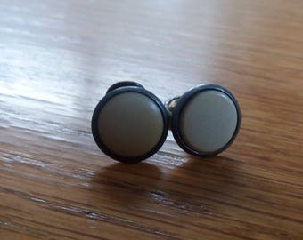 Collection of 3 Pairs Vintage Cuff Links - Kitsch Chic Boho Maritime Autumn Wardrobe