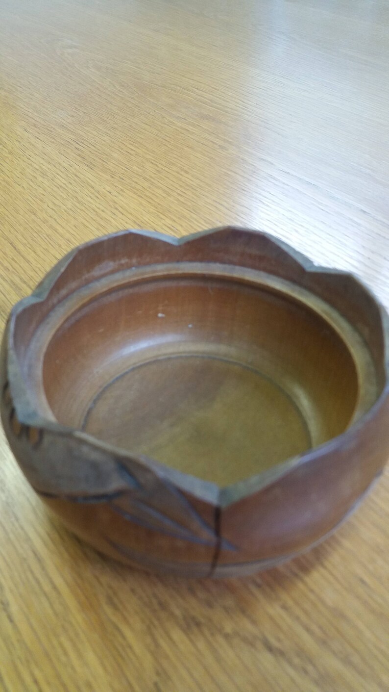 Vintage Treen Wood Dish Bowl Kitsch Chic Boho Jewellery Box French Chic Home