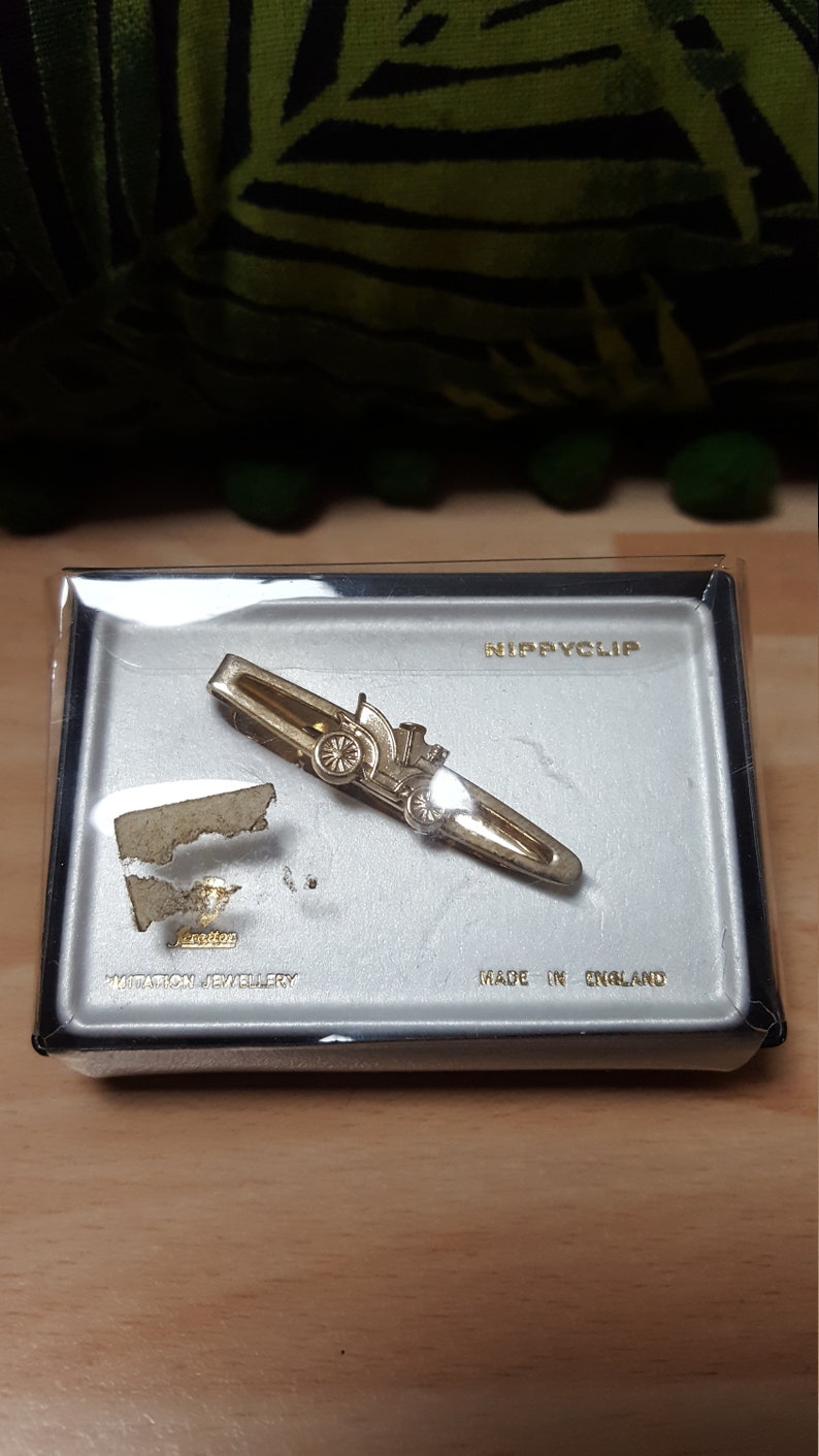 vintrage retro stratton car automobile tie clip pin kitsch retro original box gift piece summer wardrobe