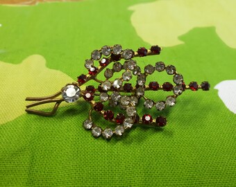 Vintage Victorian Floral Red Glass Kitsch Chic Boho Piece - Spree - Summer Wardrobe