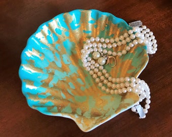 Muschel Seife oder Schmuckschale, von Hand bemalt Türkis und Gold