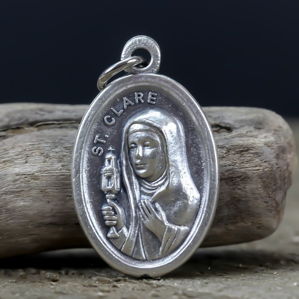 Saint Clare of Assisi Medal - Patroness of Embroiderers and Television - Silver Oxidized Plate Made in Italy