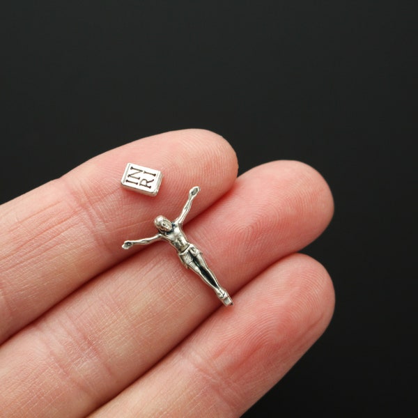 Tiny Corpus for Crucifix - Body of Christ DIY Religious Craft Project 5/8" long - Made in Italy