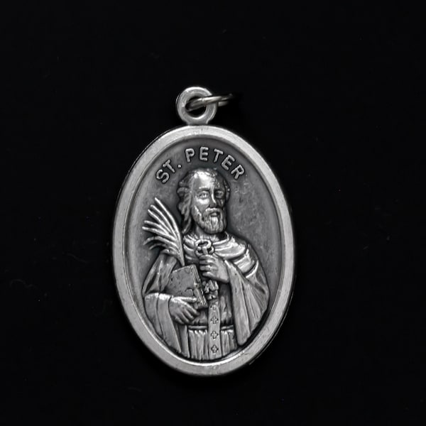 Saint Peter the Apostle Medal - Patron Saint of Popes and Rome - 1 inch Oxidized Silver Plate Medal