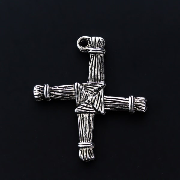 Brigid's Cross Pendant Antiqued Silver Tone Color 1-1/8" long