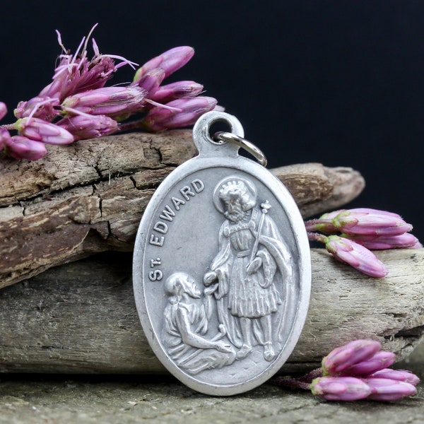 Saint Edward the Confessor Medal - Patron of Difficult Marriages and Separated Spouses  - St Edward Pray For Us 1 inch Silver Oxidized Medal