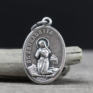 Saint Bernadette of Lourdes Medal - Patron Against Poverty and Sick People - Our Lady of Lourdes Pendant Made in Italy