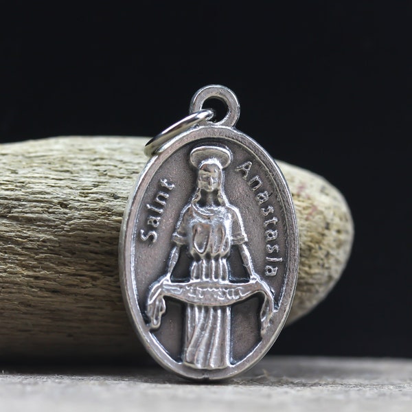 Saint Anastasia of Sirmium Medal - Patron of Martyrs, Weavers, and Widows - Made in Italy