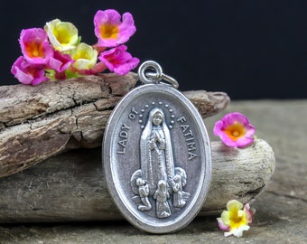 Lady of Fatima Pray For Us Medal - Our Lady of the Rosary Blessed Virgin Mary Religious Jewelry Supply Made in Italy