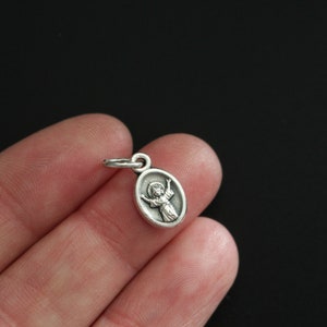 Divine Infant Child Jesus Spanish Mini Medal - Ruega Por Nosotros 1/2&quot; long Oxidized Silver Plate Made in Italy