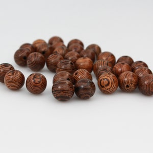 Natural Wenge Wood Beads, 8mm in Diameter - 60pcs